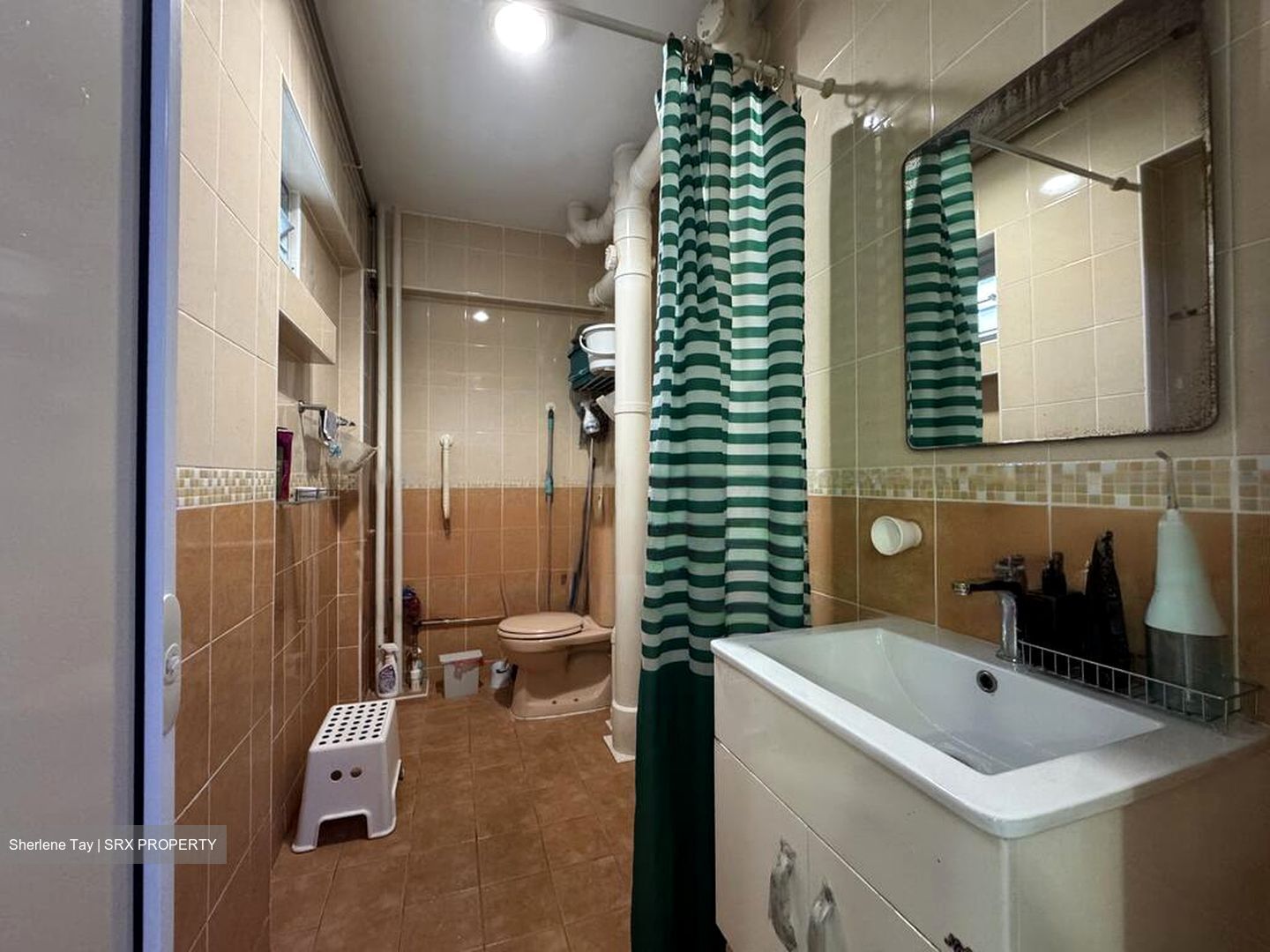Blk 555 Jurong West Street 42 (Jurong West), HDB 5 Rooms #467404921
